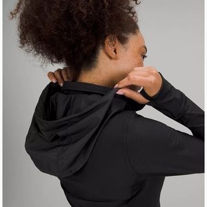 Size 6 ribbed rulu jacket worn 1 time excellent condition